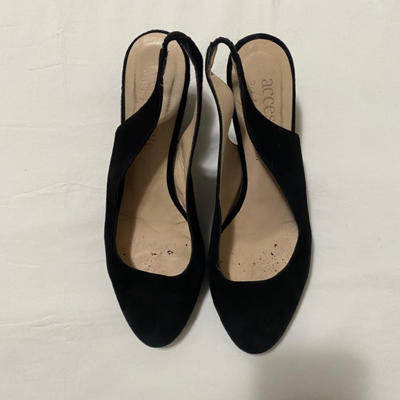 Accessoire Diffusion Black Suede Slingback Platform Pump - Picture 2 of 6